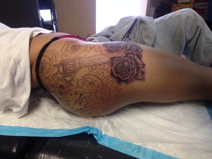 *part ✌️ coming soon* http://t.co/NH0ctZqFyd<a href="/tag/unholsteredboobs"class="tags"><span>#unholsteredboobs</span></a><a href="/tag/nomorebras"class="tags"><span>#nomorebras</span></a>