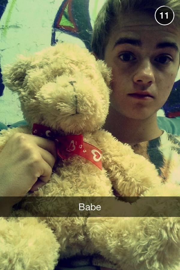 _TheOriginal12_'s tweet photo. There snapchat stories are the best ❤️❤️❤️❤️❤️❤️ @Mr_Carterr @JackJackJohnson http://t.co/7Dso4SfrYe