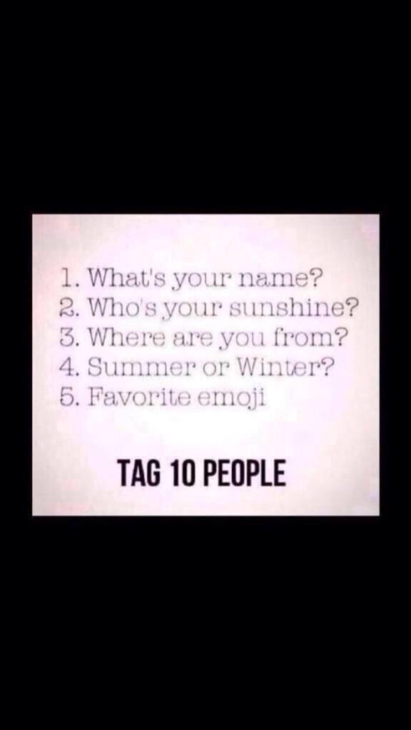 CeaElite's tweet image. 1. Senior elite
2. My family
3. Detroit
4. Summer 
5. 🌻