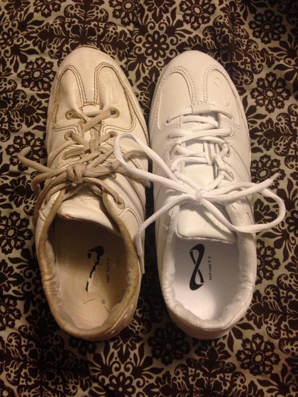 PearceMadison's tweet photo. It's about time for new shoes 🐾🚾 http://t.co/0nDeRxah74