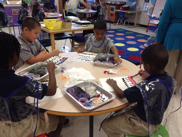 EEP1stVandy's tweet photo. Our kiddos so excited about and invested in art!!! http://t.co/TexrQe40wF