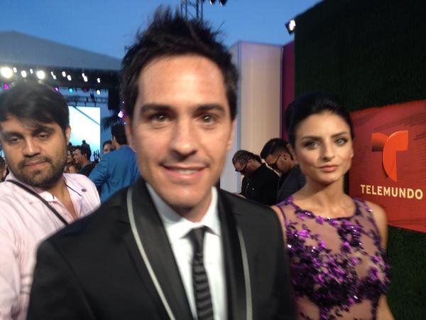¿Que les parece esta fotito de <a href="/MauOchmann/">Mauricio Ochmann</a>? #PremiosTuMundo