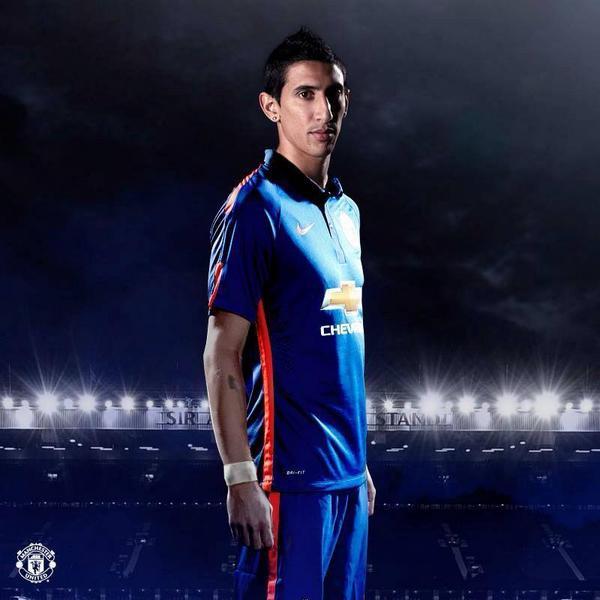FootballFunnys's tweet photo. RT if you want this. http://t.co/pPz75yTmBj