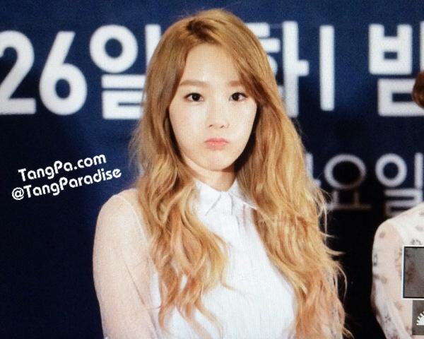 Bvn2ridCAAAFF9W.jpg:large