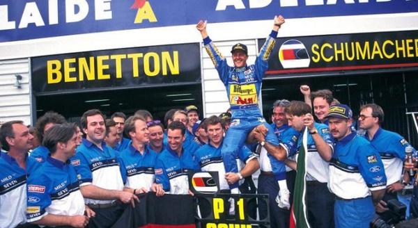 F1fanclubUK's tweet photo. Schumacher's greatest seasons http://t.co/MnpVvNlFFD #SchumiWeek http://t.co/3cPuIcBsLl