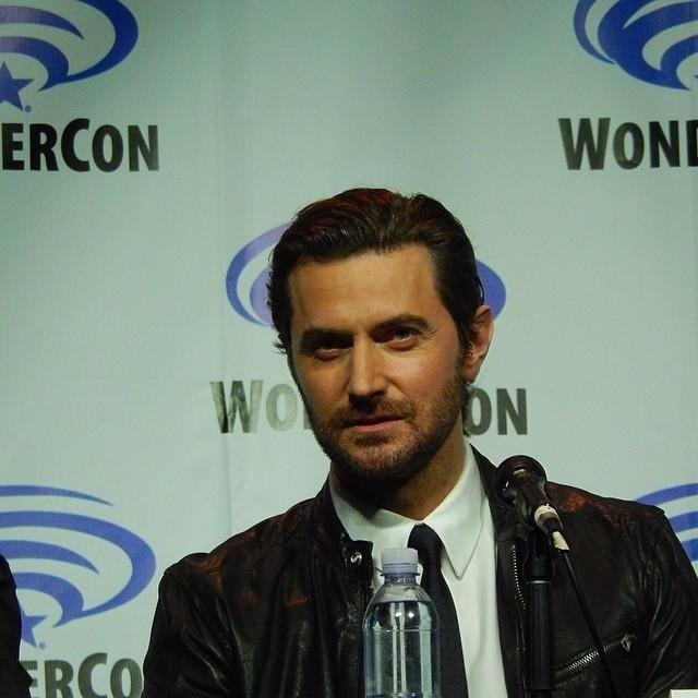 Happy birthday to the beautiful and talented Richard Armitage! 