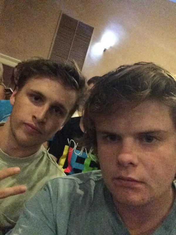 landondermott's tweet photo. we in here y'all #hypnotist #homies #chudley @chriscarrlg http://t.co/xsEaTpOkml