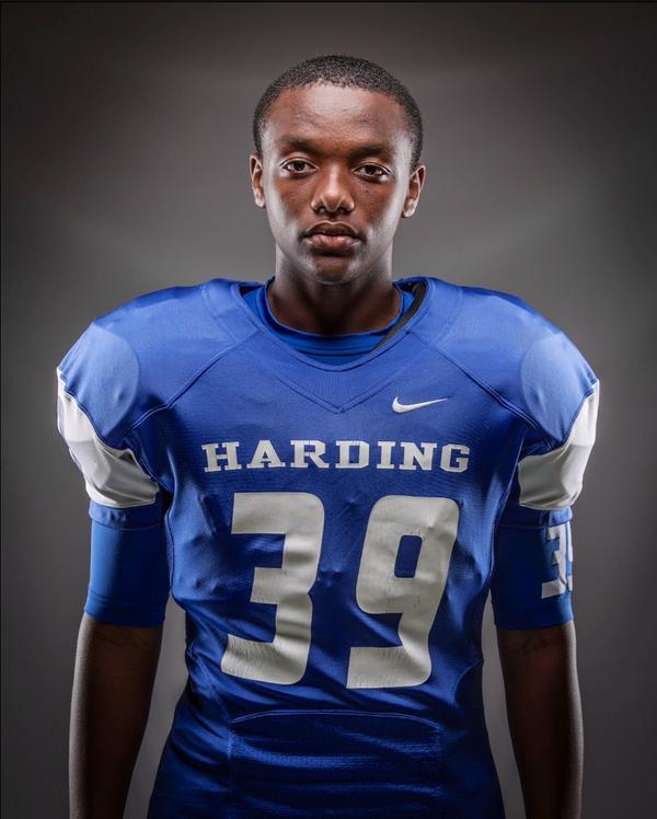 justice_laws29's tweet image. Can't wait to go on the hill with my brothers for the first time this year 😈🏈  #family #hardingstrong