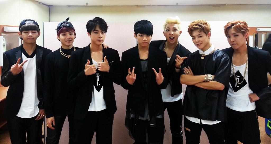 [Picture] BTS at KBS Music Bank [140822]