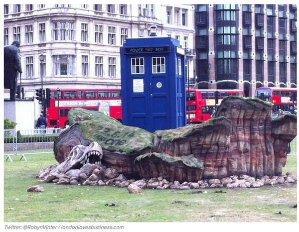 You can now visit a crashed “Doctor Who” TARDIS on Parliament Square (pic via <a href="/RobynVinter/">Robyn Vinter robynvinter@bsky.social</a>) buzzfeed.com/scottybryan/pe…