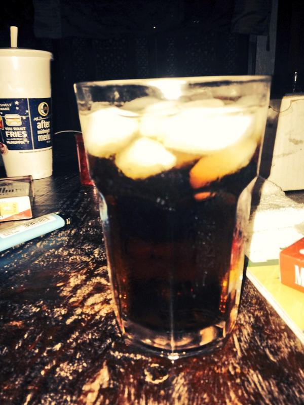 mellllcannn's tweet photo. Mixed drinks 😍 @mega_natorzz @Brice_maguire #dwer http://t.co/FUiKfxsLLm
