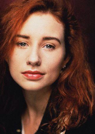 Happy Birthday, Tori Amos!! Keep rocking that leather, girl! 