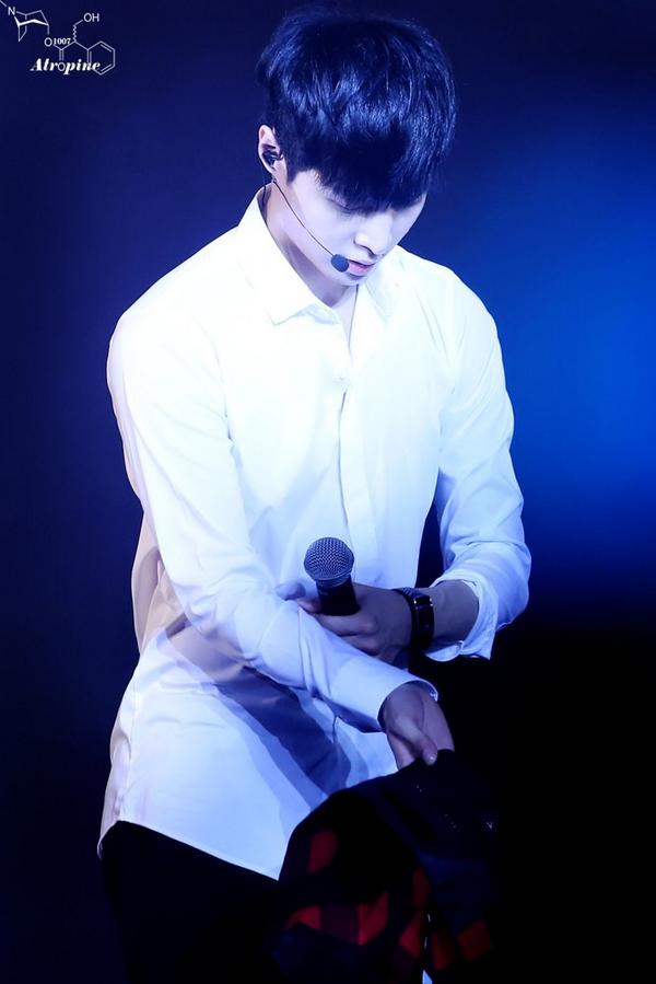 atropine1007's tweet photo. 140818 NANJING LAY 2 http://t.co/g5n5WzZVzh