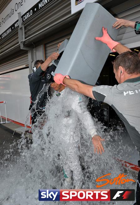 SkySportsF1's tweet image. Watch Lewis Hamilton take on the ice-bucket challenge bit.ly/1rpG8XI #SkyF1