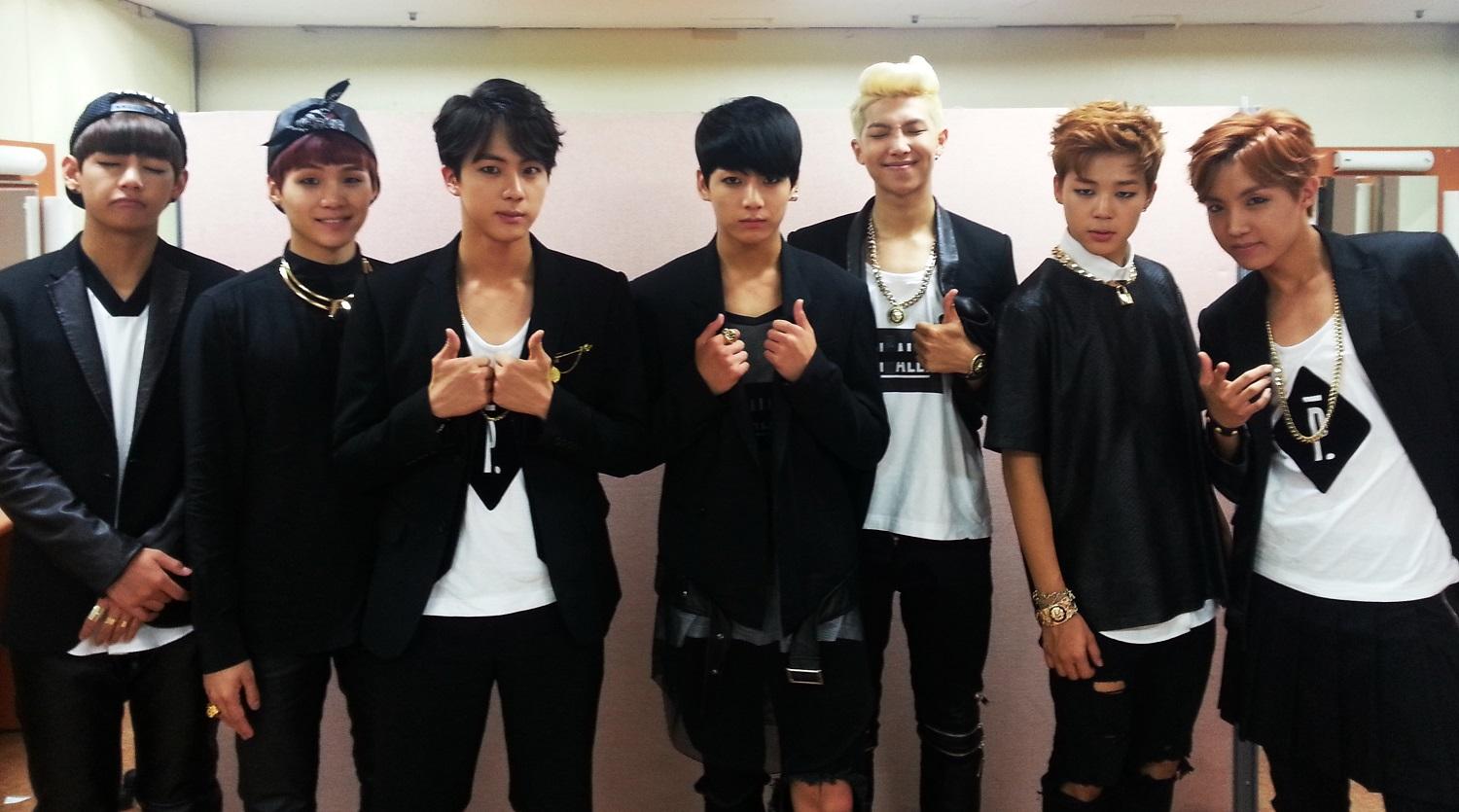 [Picture] BTS at KBS Music Bank [140822]