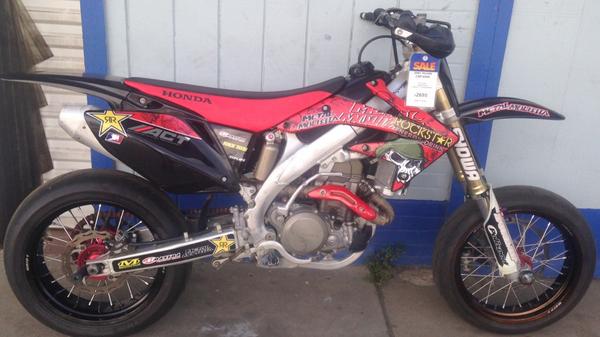 _Garrett_Morgan's tweet photo. wish i had the money right now to buy this from rad #450 #radcycles http://t.co/HB1g7laeUS