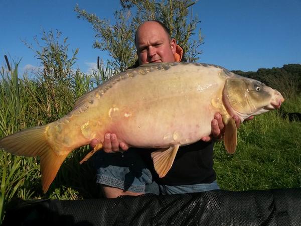 23lb 8oz ghostie for chris roberts #cokingfarm #velocitybaits