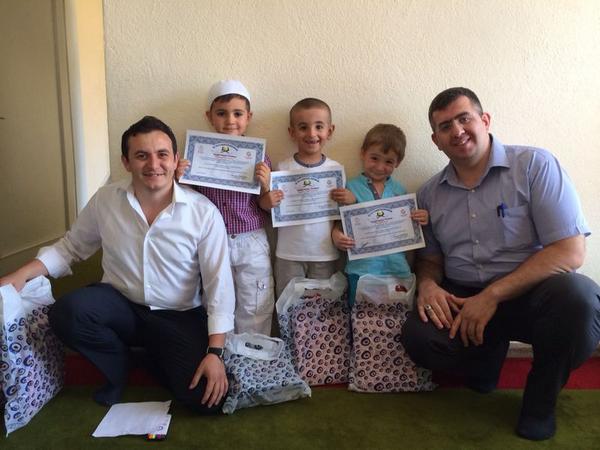 '<a href="/gmkonya/">Genç MÜSİAD Konya</a> KuranTalebeleri Buyaz camideyim programi kapsamnda Sertifka ve cesitliHediyelr ile odullendirdi <a href="/gencmusiad/">Genç MÜSİAD</a>