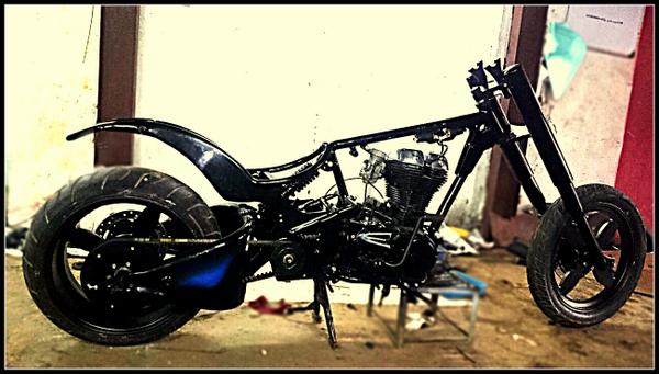 TransfigureCH's tweet photo. The making of "MANTA"

#bikebuildoff #custommade #hearmeroar #Bikers, #CustomBikes, #IBW, #BikeLovers #indiabikeweek http://t.co/P46RQJobGS