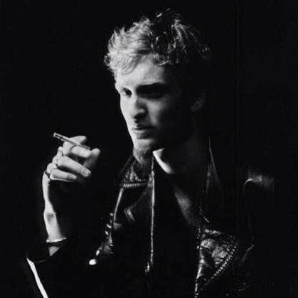 Happy birthday, Layne Staley! You are missed. 
