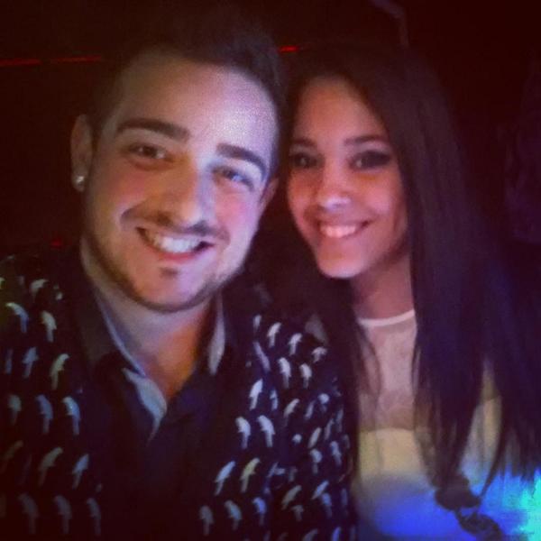 desativado_off's tweet photo. Ontem conheci essa gata, que além de linda, manda bem demais na voz. @mcdudinhav mais uma do #FunkRS e #FunkdoBem. http://t.co/5MkduyTkZX
