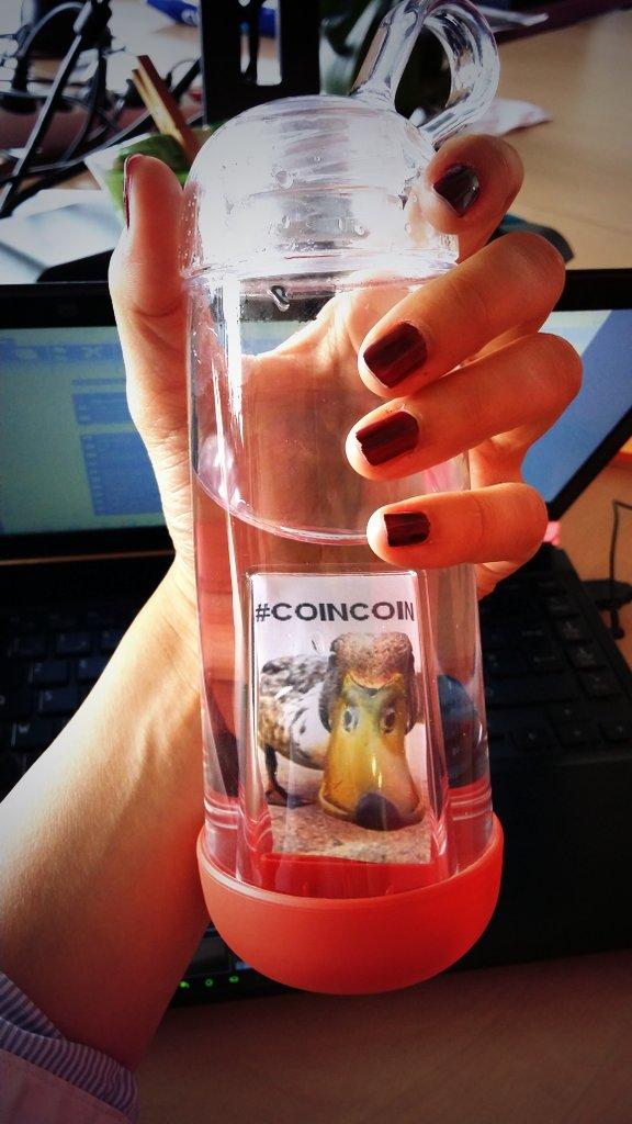 margauxcals's tweet image. Chez #Orangeconsulting on a tous notre gourde bio et personnalisable Gobi @gobilab :D #greenglouglou