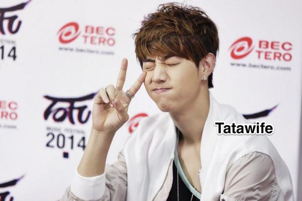 LoveMarkTuan's tweet photo. [PIC] 140822 Tofu Festival Interview #GOT7 #Mark #마크 cr: KarlTatawife http://t.co/arMPqPmzbI