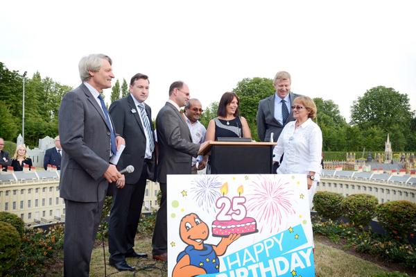 Mini-Europe tweet media