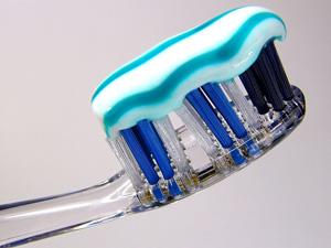 AlertMedicalorg's tweet image. Fluoroderma Acne: Why Natural Toothpastes - alertmedical.org/fluoroderma-ac…