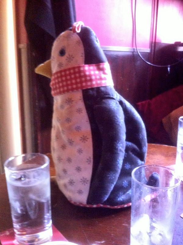 @Cleereskilkenny What a great tea-cosy. Perfect pre-concert comforts. See you later for dinner! #caricesingers #tea