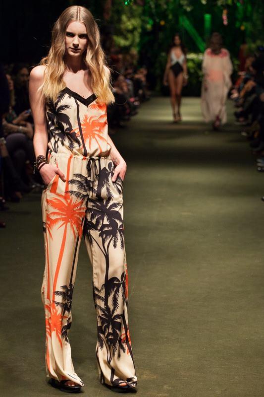 StylishModels's tweet photo. desfile en argentina @lapiscinatv tendencias de moda @LQKarina  @RevistaWoman  @revistaetcetera  @MiguelTriana17 http://t.co/fokpOgimPS