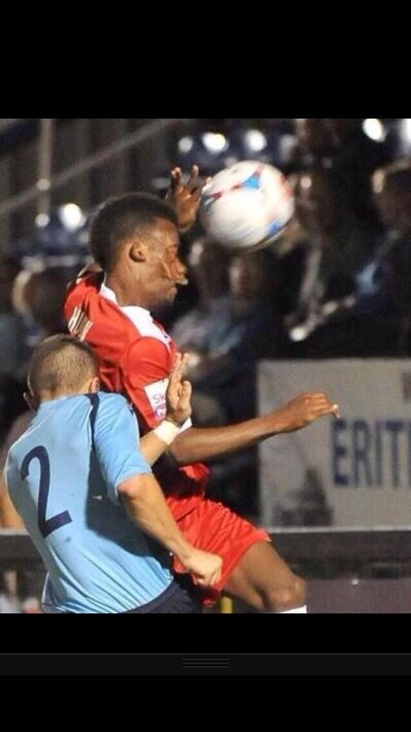mainy10's tweet photo. @MJ_Hudson7 happy birthday mate #simpsonscharacter http://t.co/idgjCXFY3H
