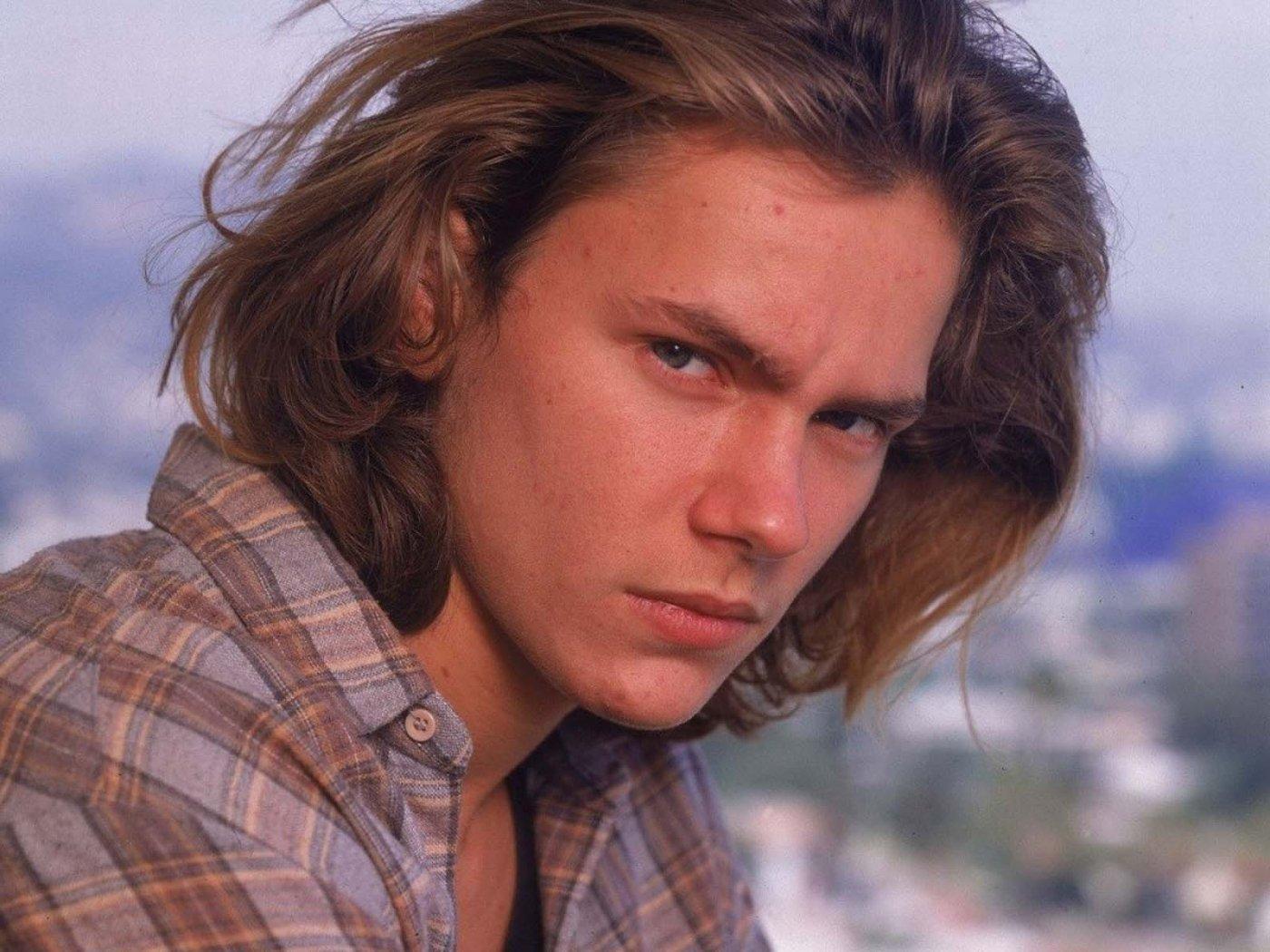 We still remember you, River Phoenix. Happy birthday, wherever you are. 