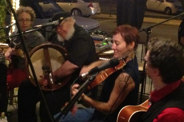 houndsoffinn's tweet image. Tonight &amp;amp; tomorrow @Waterstreetinn 7:30 - 11:30 pm both nights; patio weather permitting. (Sat. #ALSicebucket)