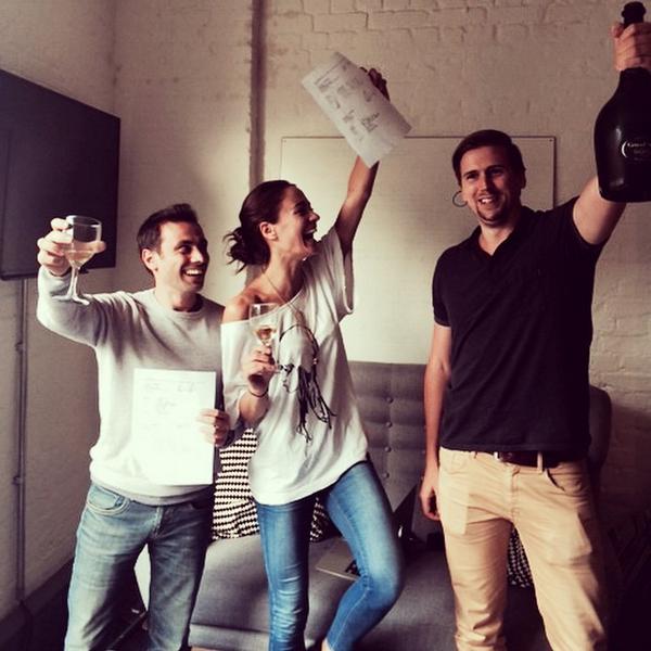 VINAYAhouse's tweet photo. There's always something to celebrate @kovertdesigns
#kovert #justintime #timeforthedus... http://t.co/naoxUaxg1Z http://t.co/fCWu9THHsO