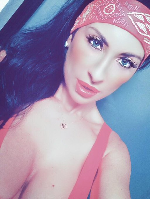 Friday night💋💃✌️ http://t.co/pBmoEyqc4v<a href="/tag/lingerie"class="tags"><span>#lingerie</span></a><a href="/tag/jessicacanizalesvip"class="tags"><span>#jessicacanizalesvip</span></a><a href="/tag/xxoticangels"class="tags"><span>#xxoticangels</span></a><a href="/tag/angrymoondotnet"class="tags"><span>#angrymoondotnet</span></a>