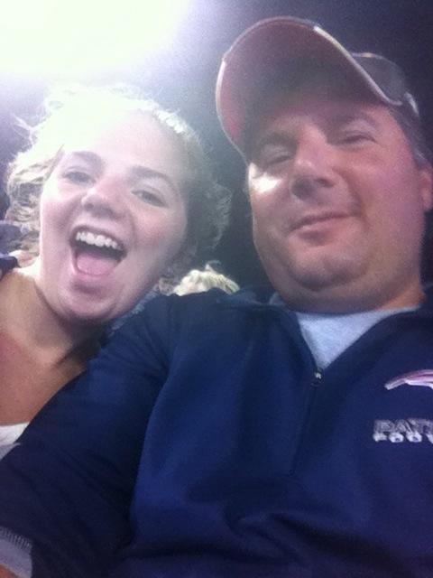 jc4nier84's tweet photo. #friendlysfamphoto patriots game wooooo http://t.co/EtB7CxKgbf