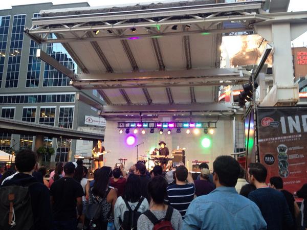 AML family faves @diamondbonesbnd bringing the vibes to Yonge-Dundas! Love these guys.