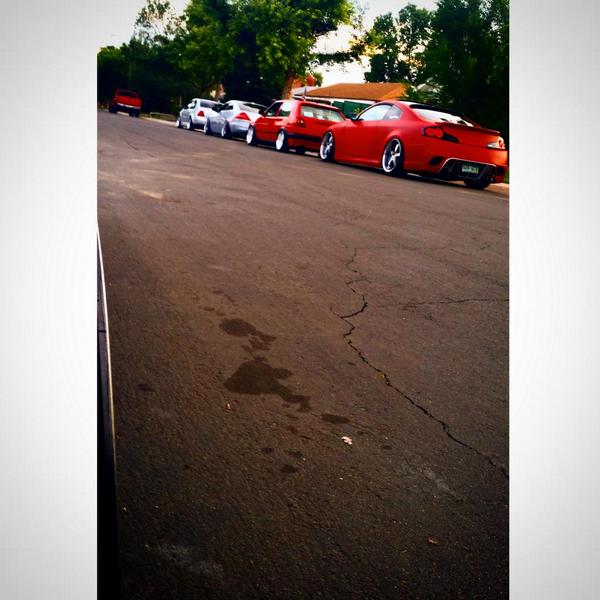 Big_Daye's tweet photo. I chill with the cool kids on the bloc #illclass http://t.co/8LoZsoRmKN