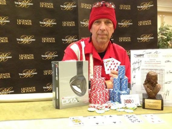 Wasn't the biggest tourment but always feels good to win :) trophy collecting