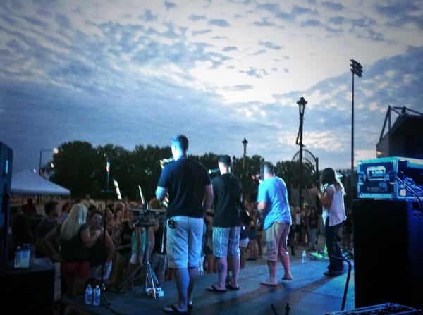 SMSUAdmission's tweet photo. @goodforgary now on the Regional Event Center Plaza! #GRD14 http://t.co/ovCG2Vdn1U