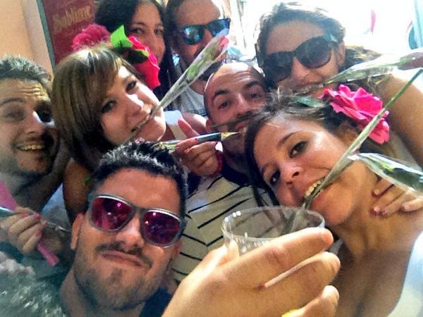 ApiPili's tweet photo. Malaga#2014#feria# @Ingridge91 @martagm92 @Palazon_11 @yomynavarro @isita92b http://t.co/aLb0rizpoa