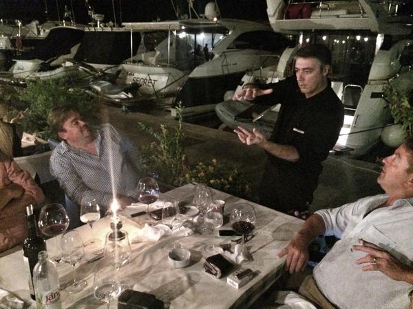 RichardHammond's tweet photo. You absolutely must see this guy. Guy Pardillos. Properly amazing sleight of hand stuff. Or actual magic. http://t.co/c4kKk7fgfN