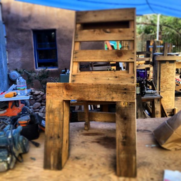 James_Stodgel's tweet photo. Making fine furniture over here!!! Let me know if you want some! #onlygreendesign #OGD #reclaimed #handmade #pallets http://t.co/PI1f2OWTDt