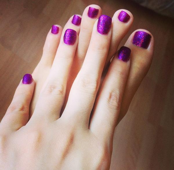 Violet_Monroe's tweet photo. Pink and purple galaxy nails 🌌🌠⭐️ http://t.co/NbBTqdLK81