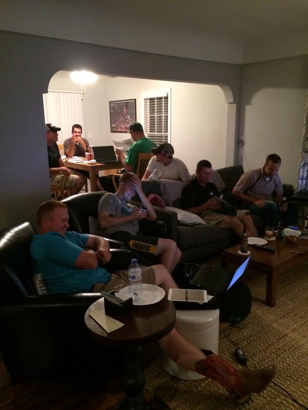 BDGridiron's tweet photo. Waiting out @MTDrews 7th rounder " gotta get something to eat http://t.co/2T8Qa2Zhm0