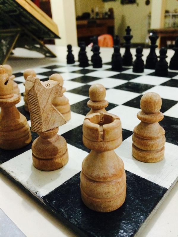 ariane_messias's tweet image. Vamos de #xadrez com o meu boy agora? 🏁 #aboadesexta