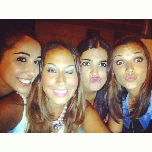 Roci_Amira's tweet photo. Las cuatro mosqueteras por las fiestas de Librilla. #Pitanzas #Otroañomás #misniñas @let_up @raaquel088 @ineshl http://t.co/H3xVUSf3Np