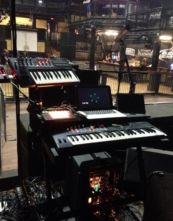 Psicoff's tweet photo. “@nordmach: Fave synth rig so far! #dropdeadfamous #novation #motu #mididesigner #ableton http://t.co/dKGDJmZbaG”