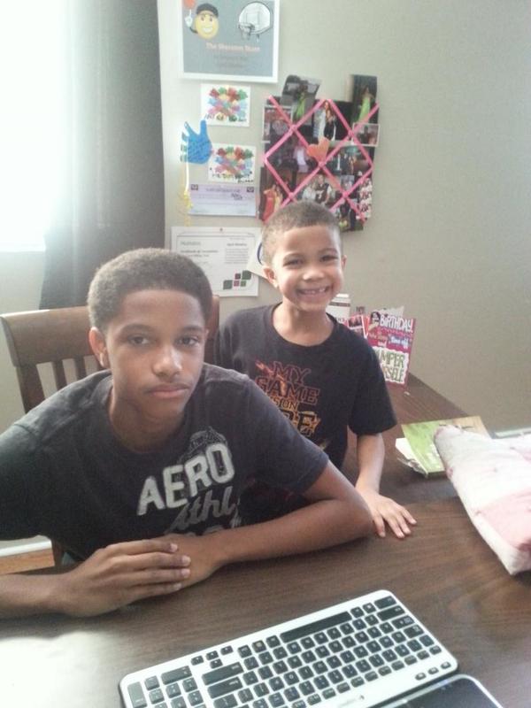 Apezzy2015's tweet image. Meet the next black president. #smartblackman#Male#mykings